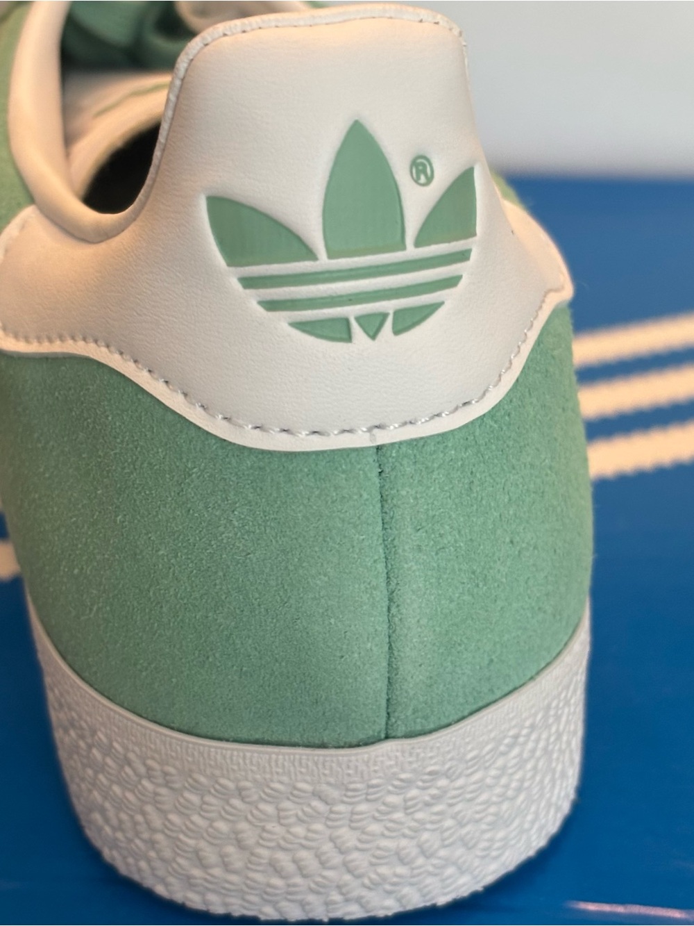 adidas Gazelle Sneakers in Mint and White New with Box 5.5 Women - Picture 5 of 7